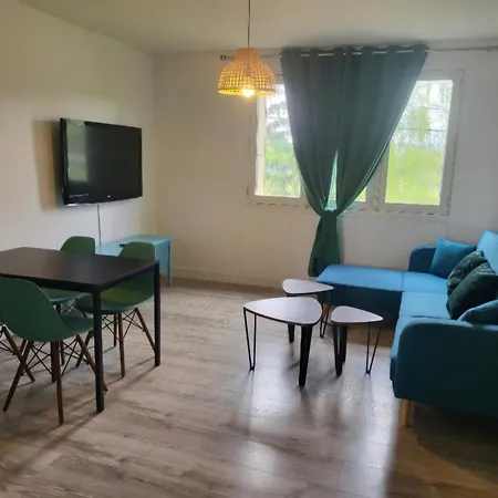 Apartment Le Temps D'un Sejour F3 2 1 Avec 1 Lit Simple Et 1 Avec 2 Lits Doubles Et 1 Garage Clermont-Ferrand